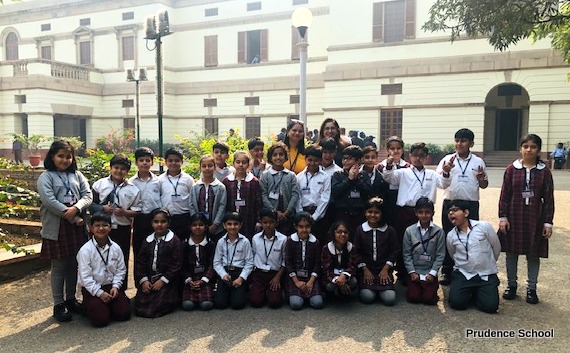 Trip-to-Nehru-Planetarium-Grade-3