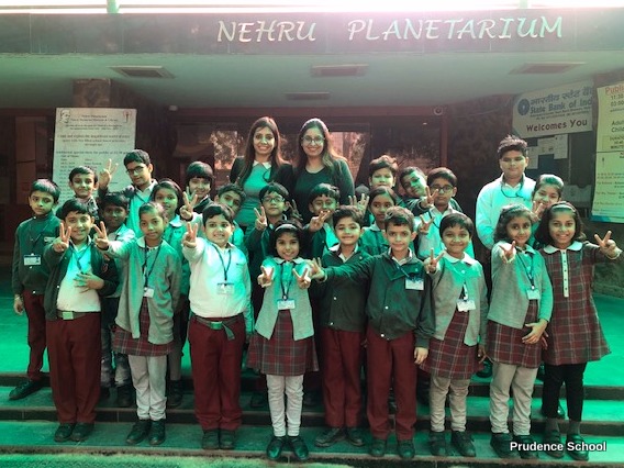 Trip-to-Nehru-Planetarium-Grade-3